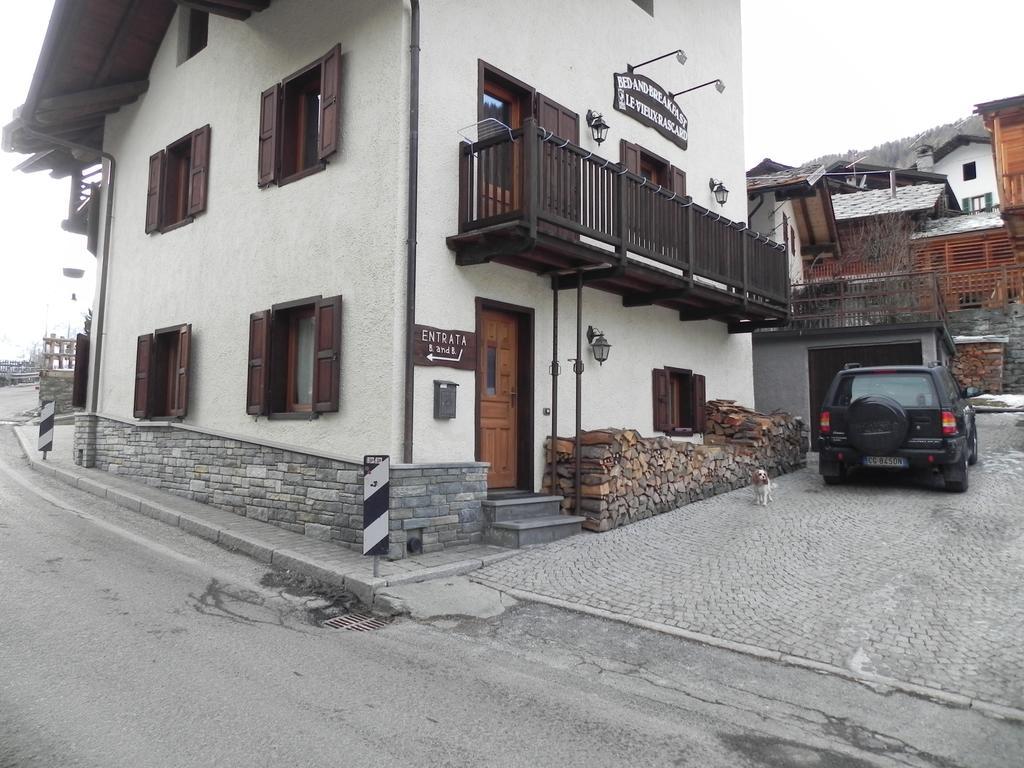 Le Vieux Rascard Chambres D'Hotes Champoluc Pokoj fotografie