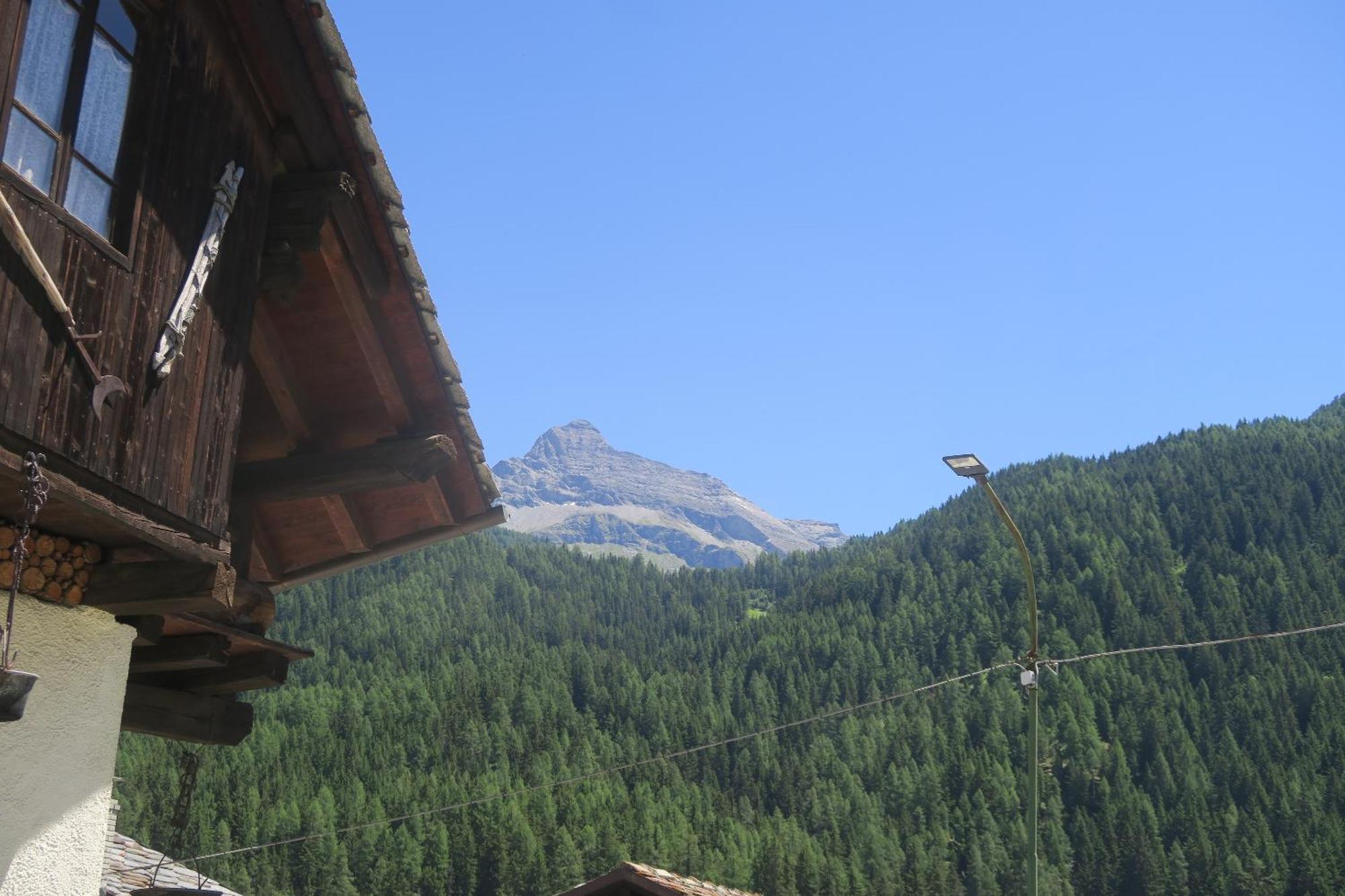 Le Vieux Rascard Chambres D'Hotes Champoluc Exteriér fotografie